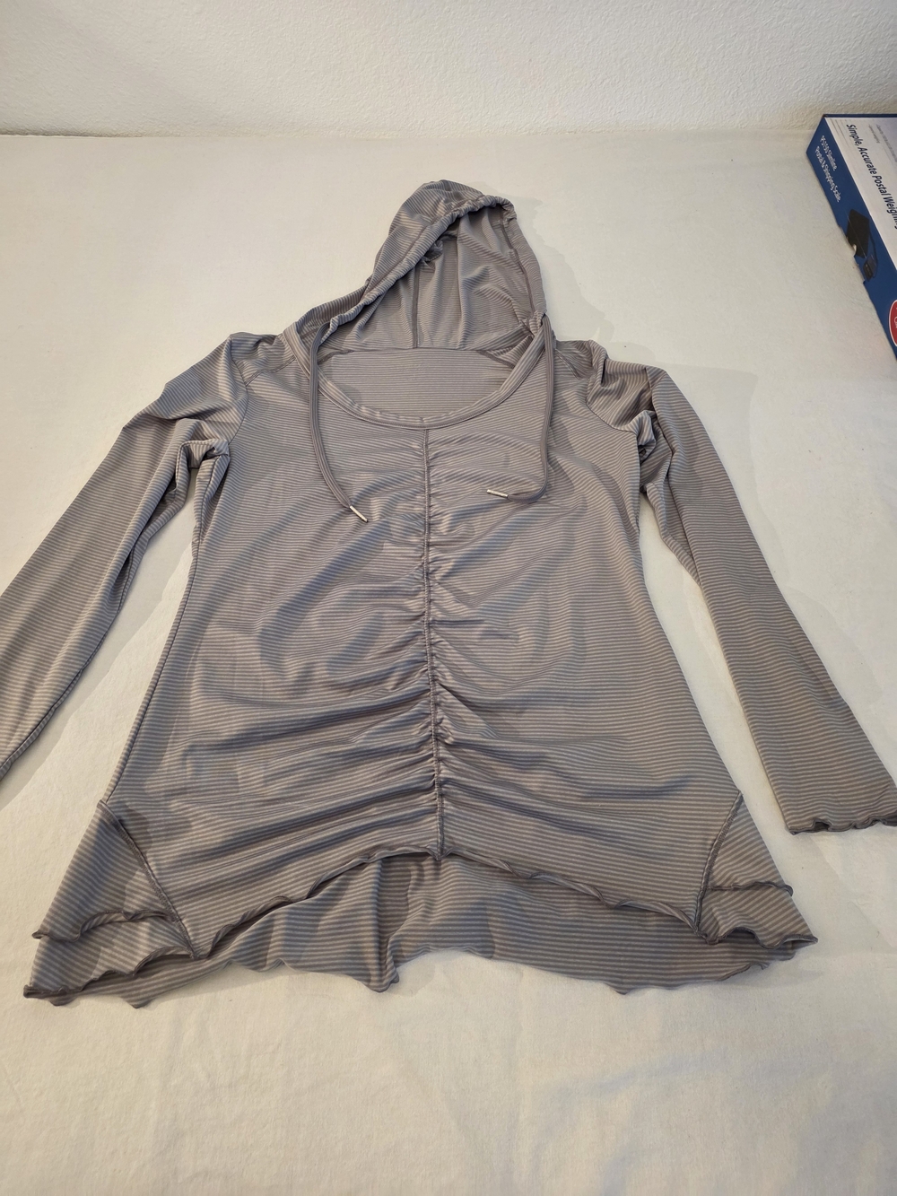 Calvin Klien Quick Dry Women’s Grey Hooded Ruched Long-Sleeve Top